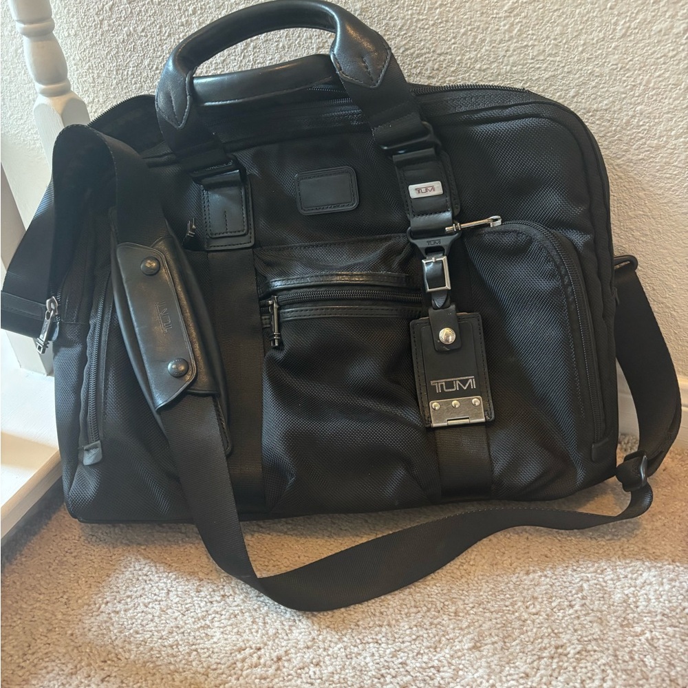 Tumi Black Briefcase with Sleek Design and Durable Material